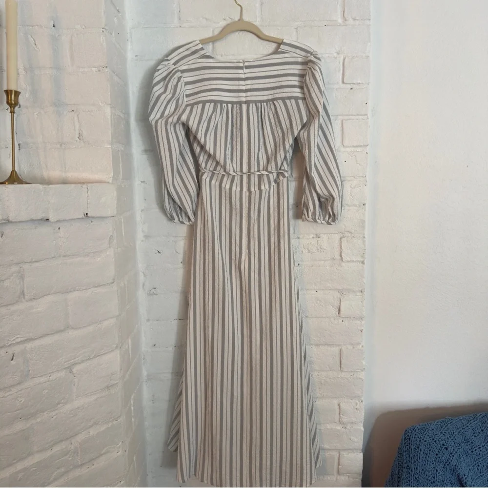 Calvin Klein Stripe Midi Dress Size 8 Belted V-Neck Puff Sleeve - Picture 5 of 7